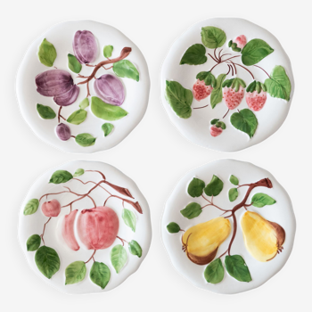 4 vintage plates in slurry fruit decoration