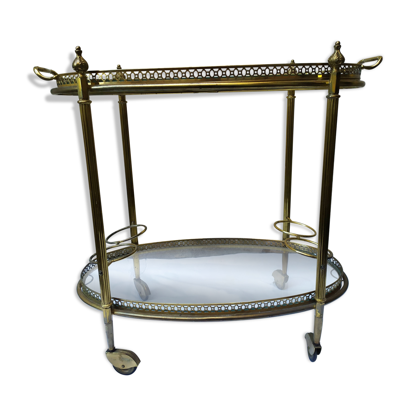 Golden rolling bar dessert