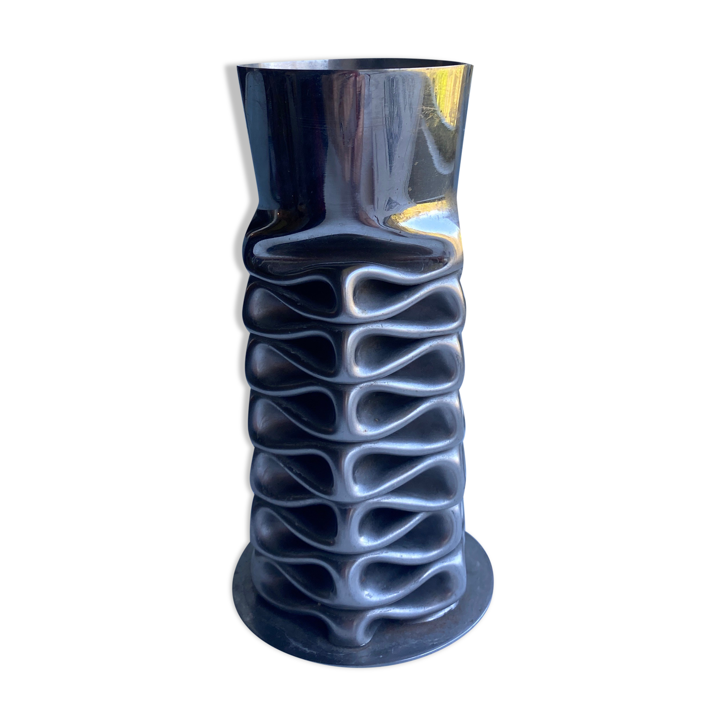 Metal vase