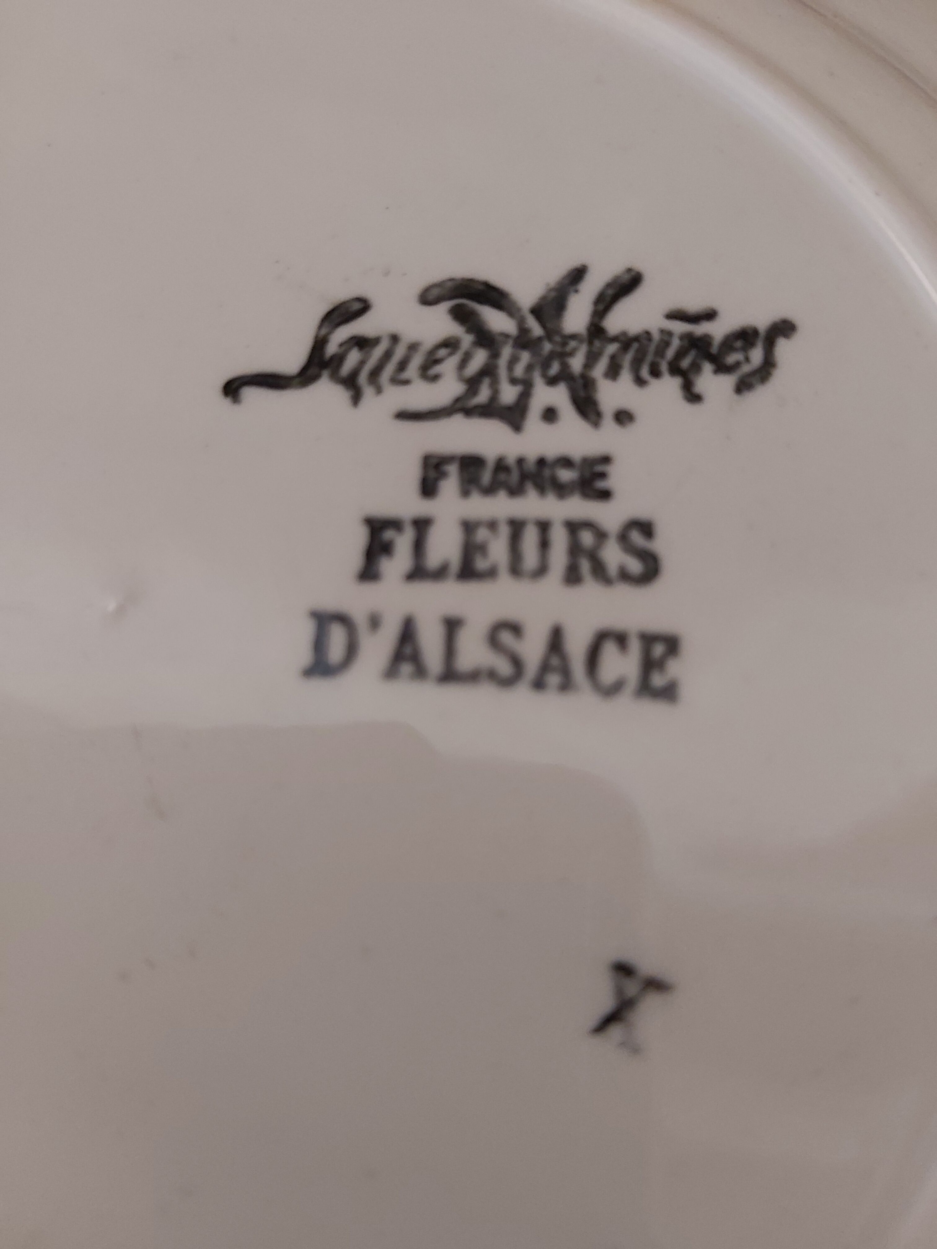 Dessert plates Sarreguemines décor Flowers of Alsace