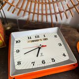 Jaz vintage orange transistor pendulum