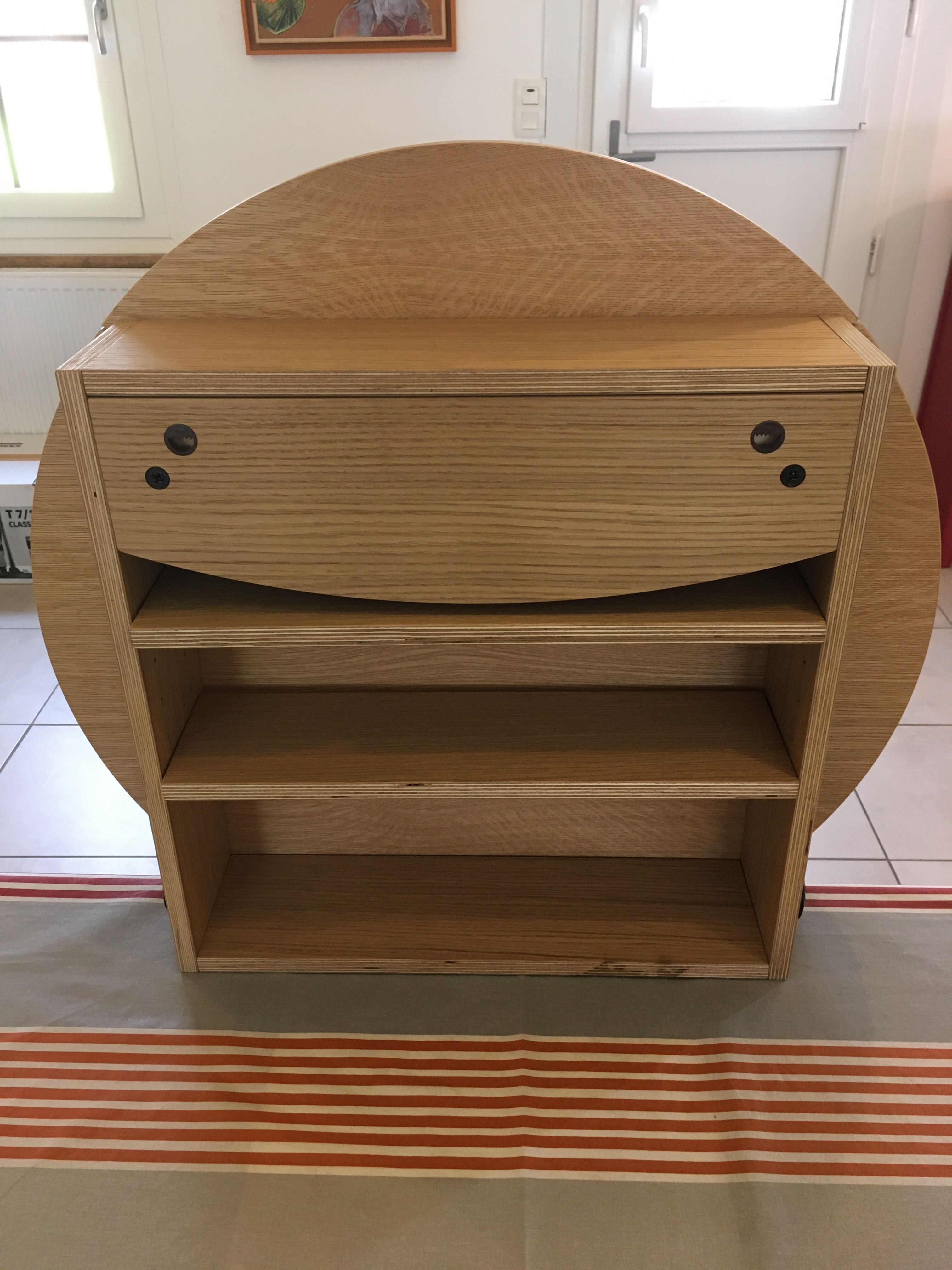 Foldable wall desk Ring Michael Hilgers