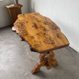 Table artisanale en orme massif, art populaire