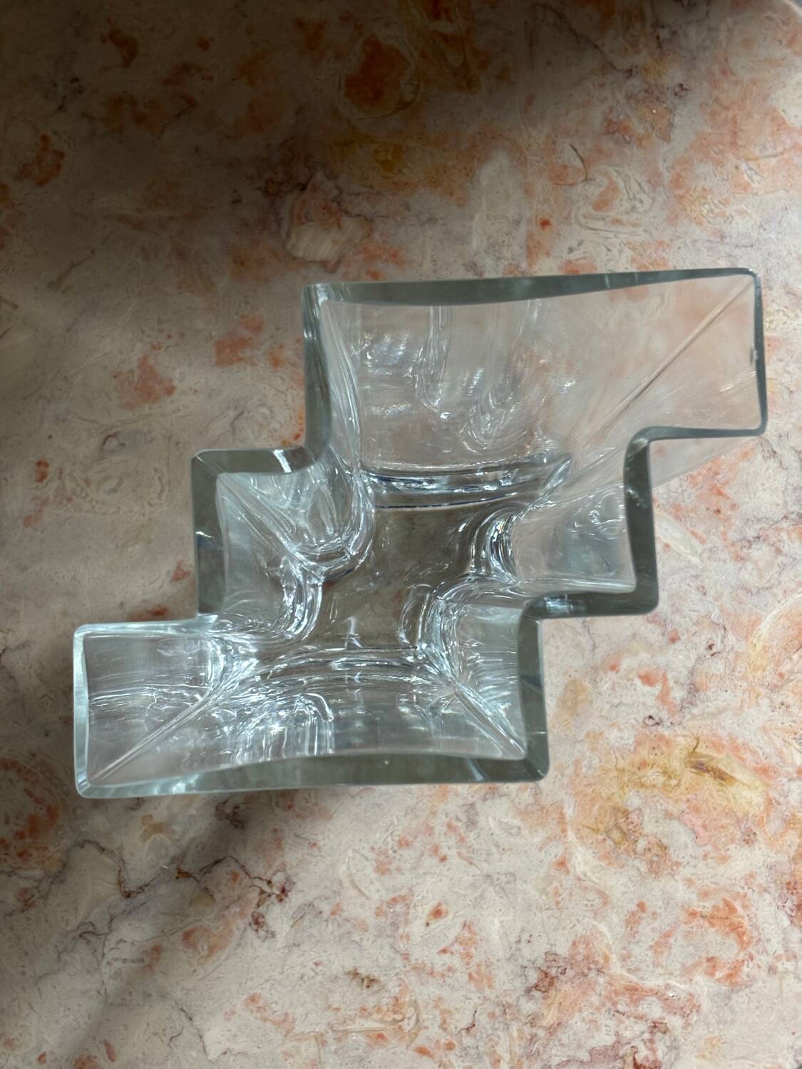 Vase géométrique en verre