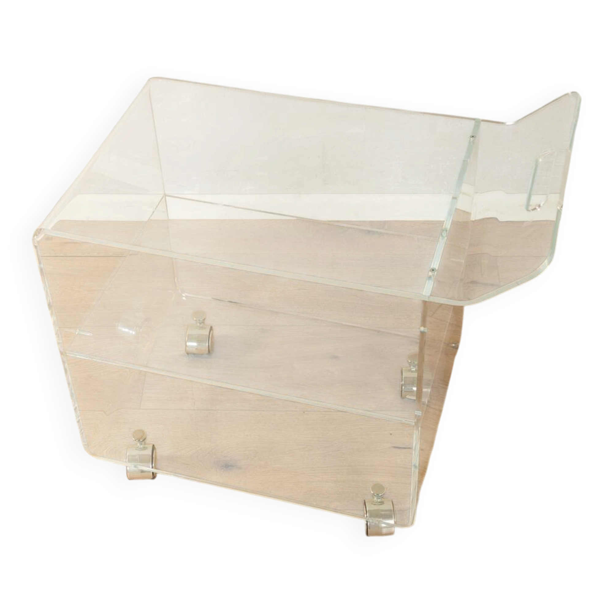 Wonderful side table from the 1960s, high-quality frame and shelf made of transparent acrylic with chrome-plated castors