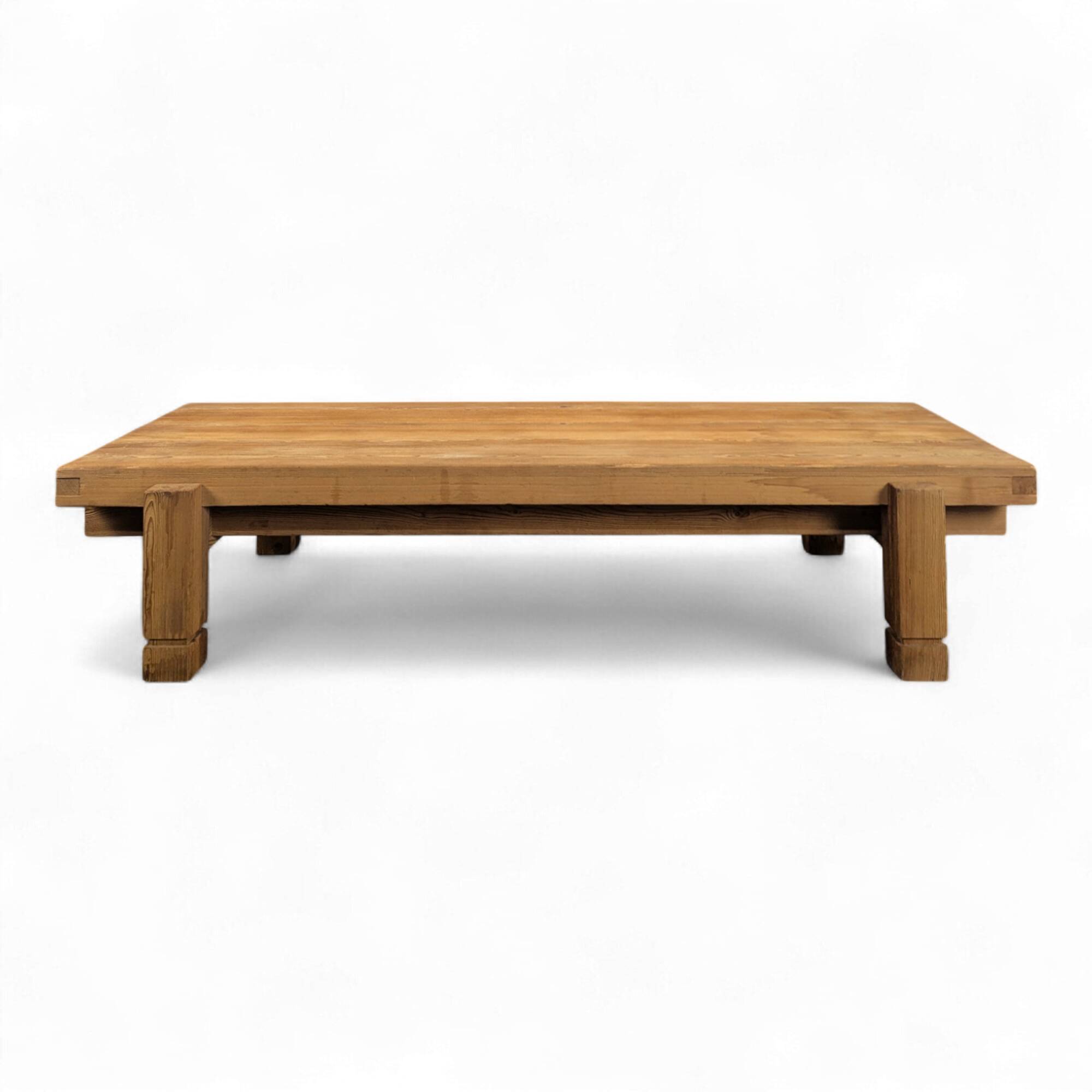 Large coffee table in solid pine, Swiss made