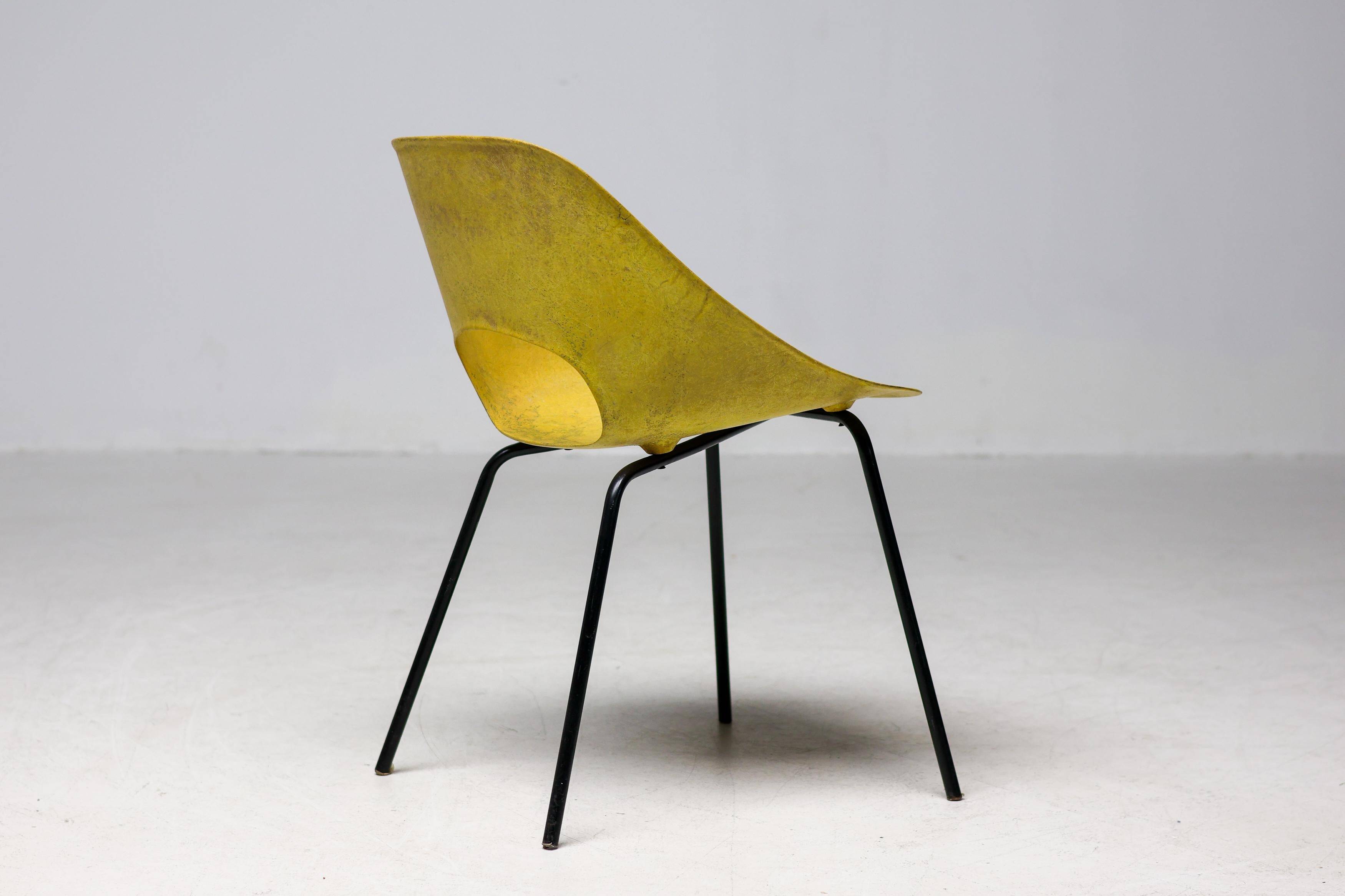 Rare yellow fibreglass tulip chair by Pierre Guariche for Steiner, 1950s.
