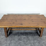 Assembly table