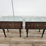 Paire de tables de chevet des années 60 avec porte à abattant et plateau en verre bleu
