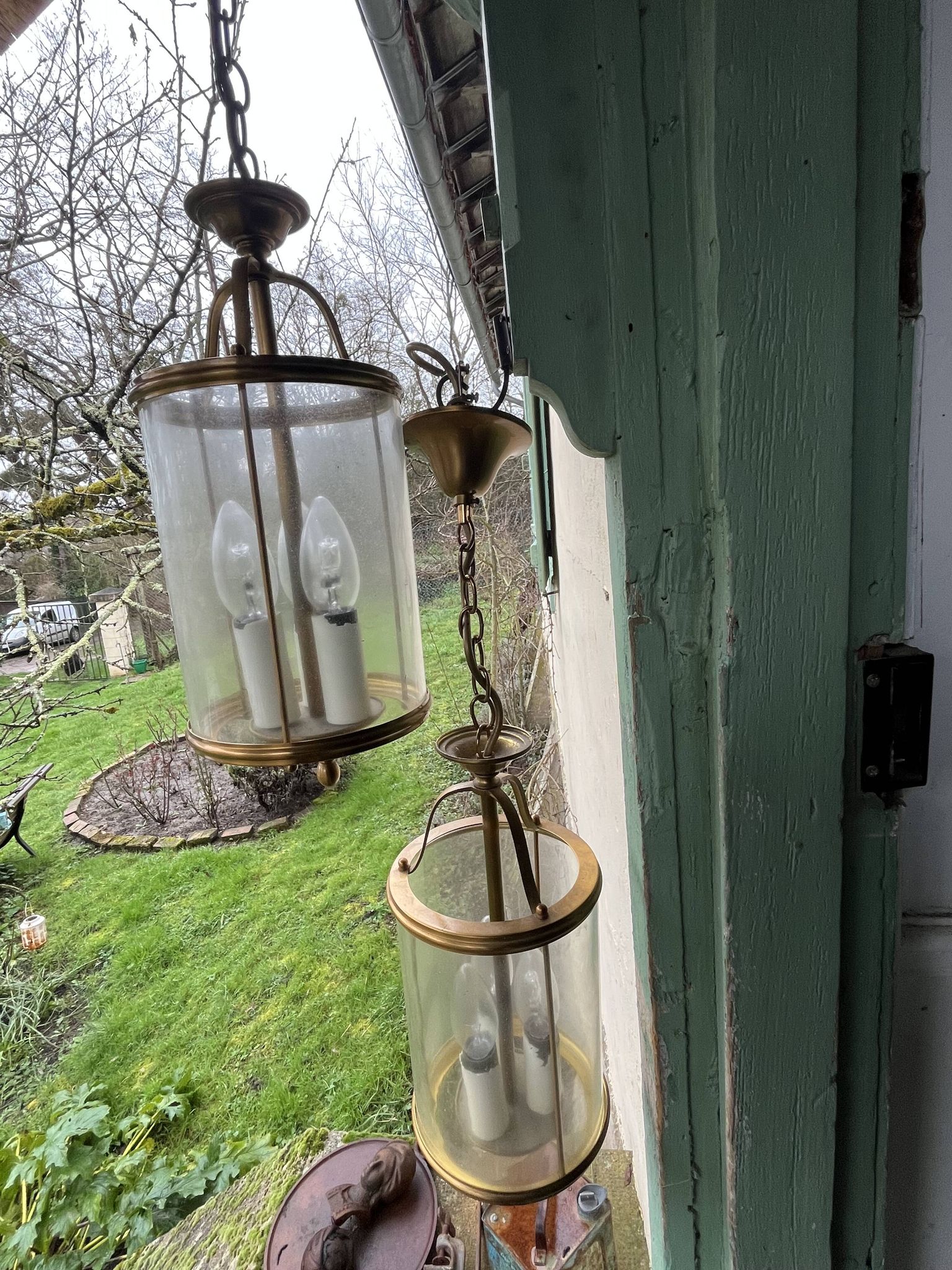 Paire de lustre en verre et laiton