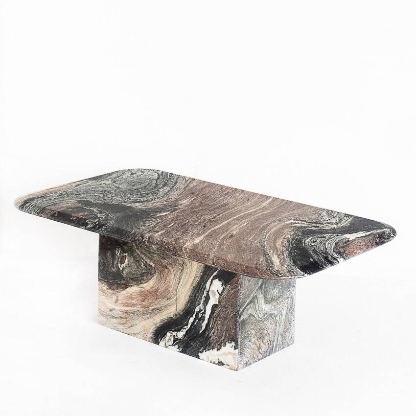 Vintage veined marble coffee table. Fully restored. Italy, 1910s.