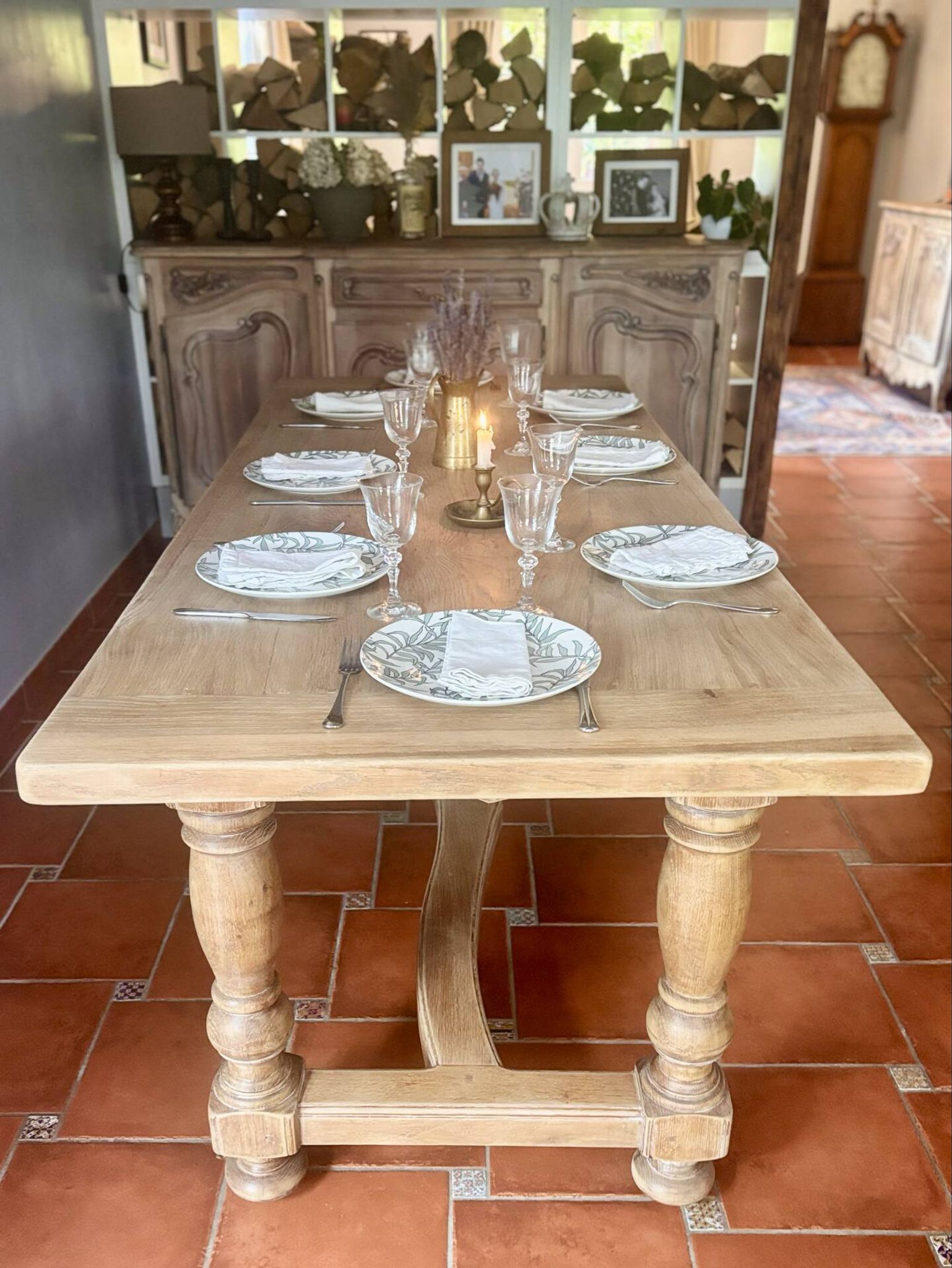 Large Restored Solid Oak Dining Table – Whitewashed Finish