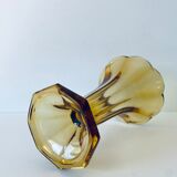 Vase tulipe ancien en verre ambré