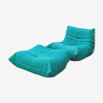 Chair and footstool Togo in green fabric by Michel Ducaroy for Ligne Roset