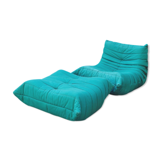 Chair and footstool Togo in green fabric by Michel Ducaroy for Ligne Roset