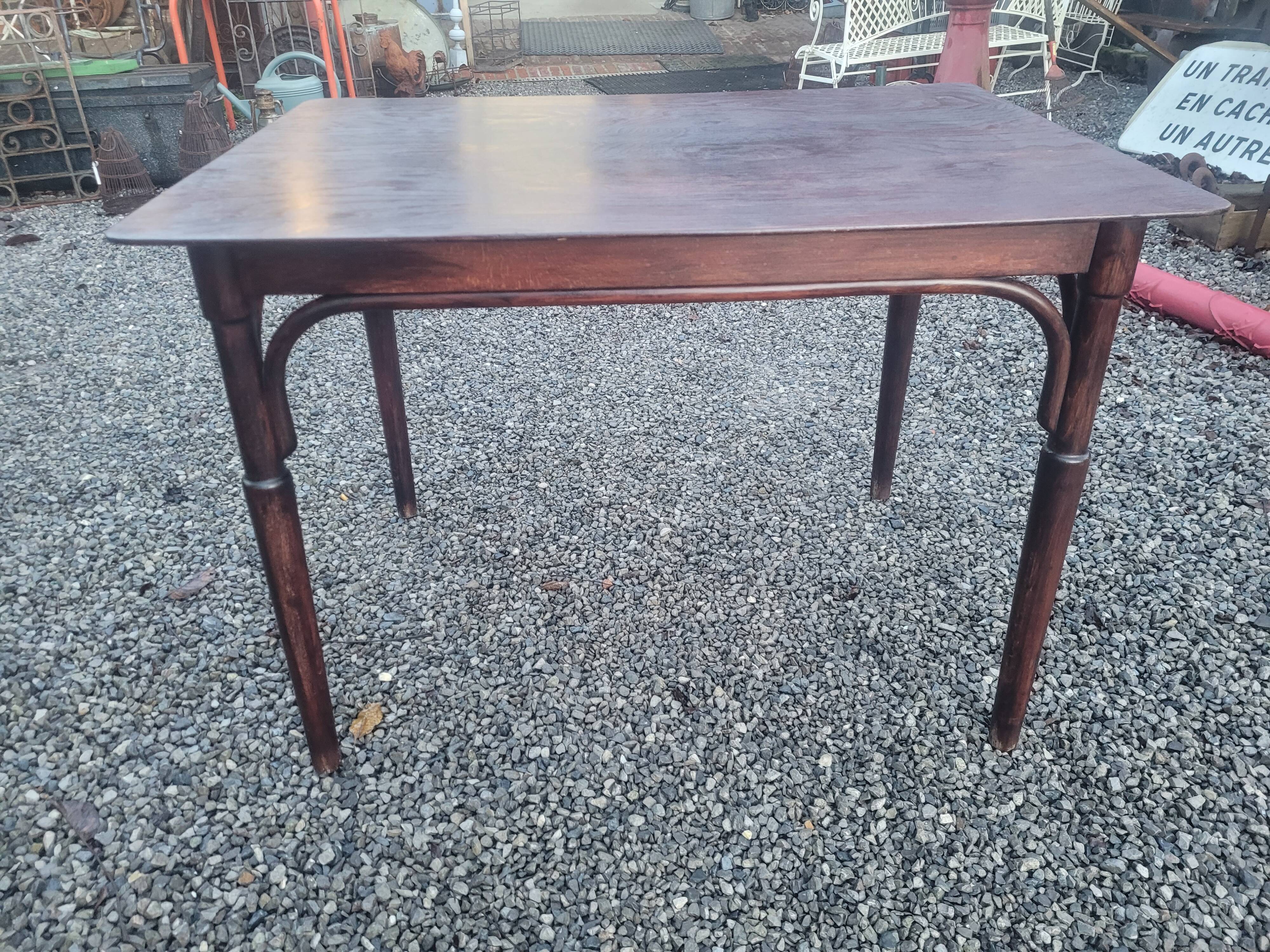 Thonet curved wood bistro table