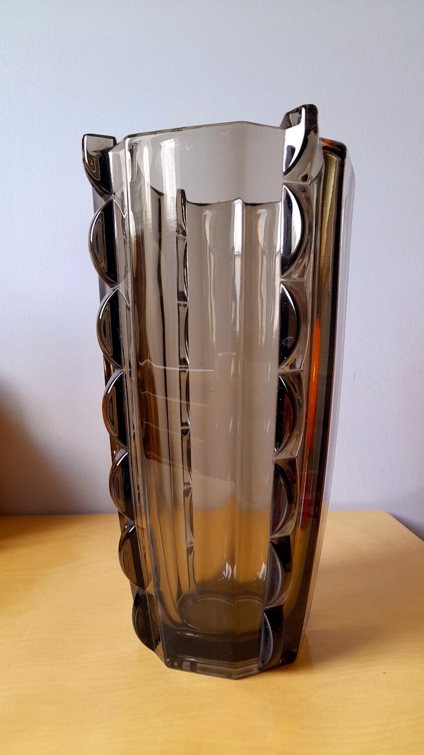 Art deco vase in smoked glass