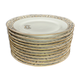 12 assiettes à dessert en porcelaine