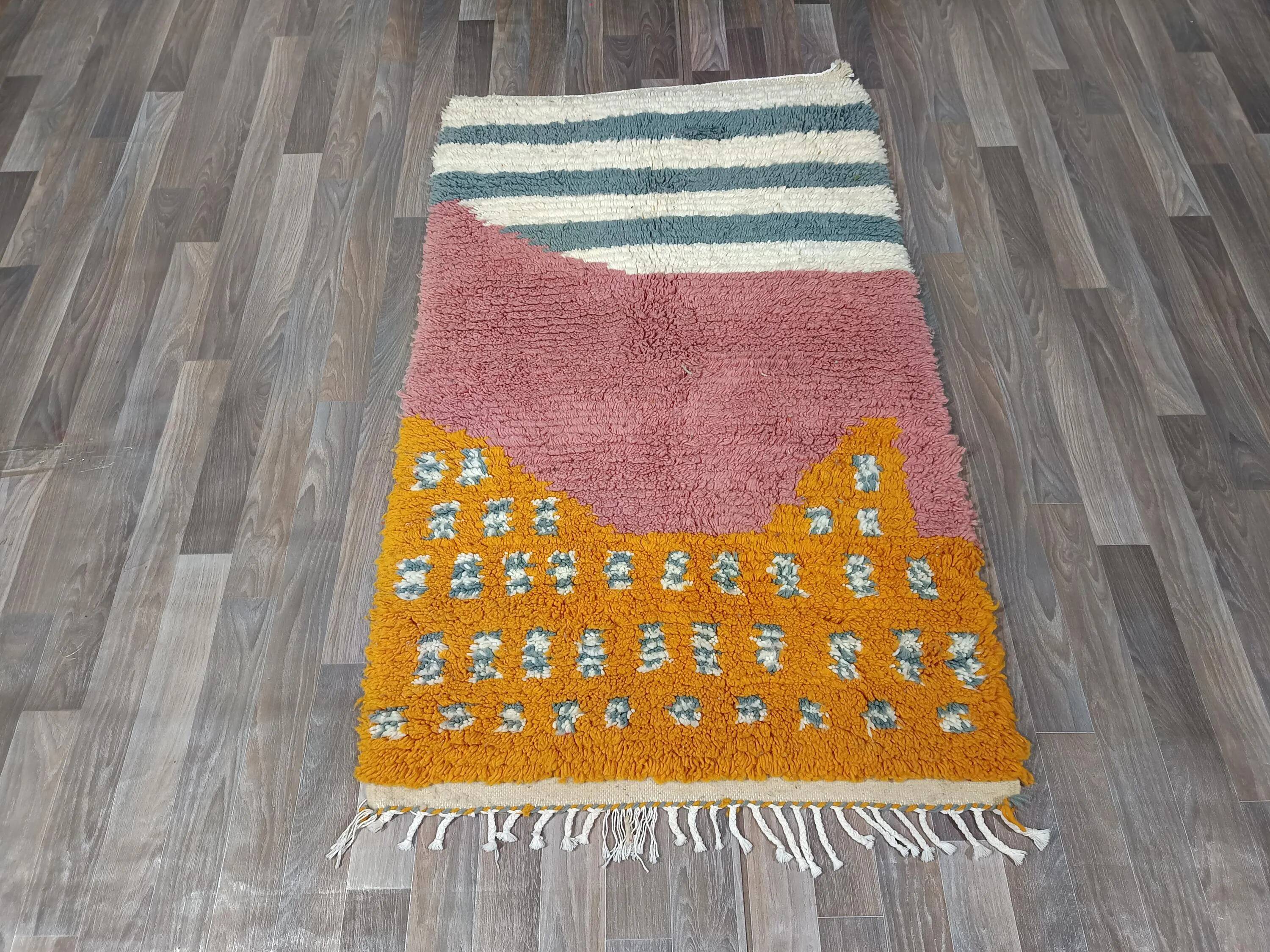 Traditional handmade Moroccan rug 3 x 2 m