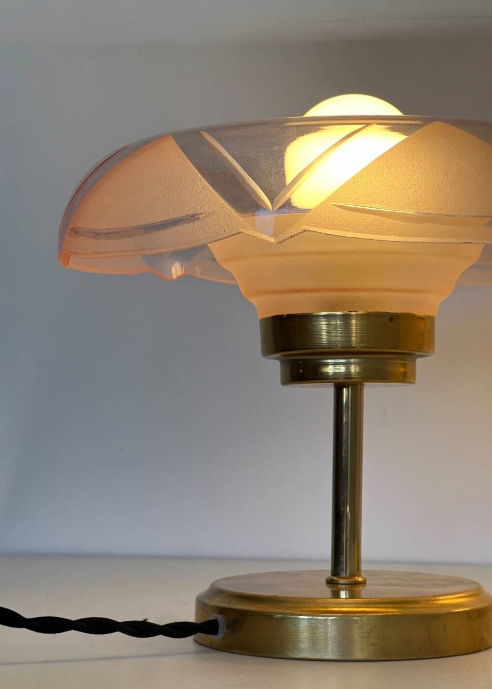 Pair of Art Deco bedside lamps in brass and etched glass