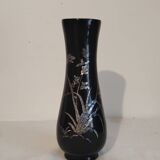 Small vase in black lacquered wood with pearl pattern