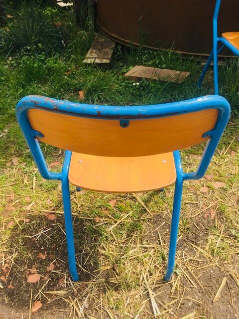Lot de 10 chaises écoles des années '70, 5 bleus et 5 vert