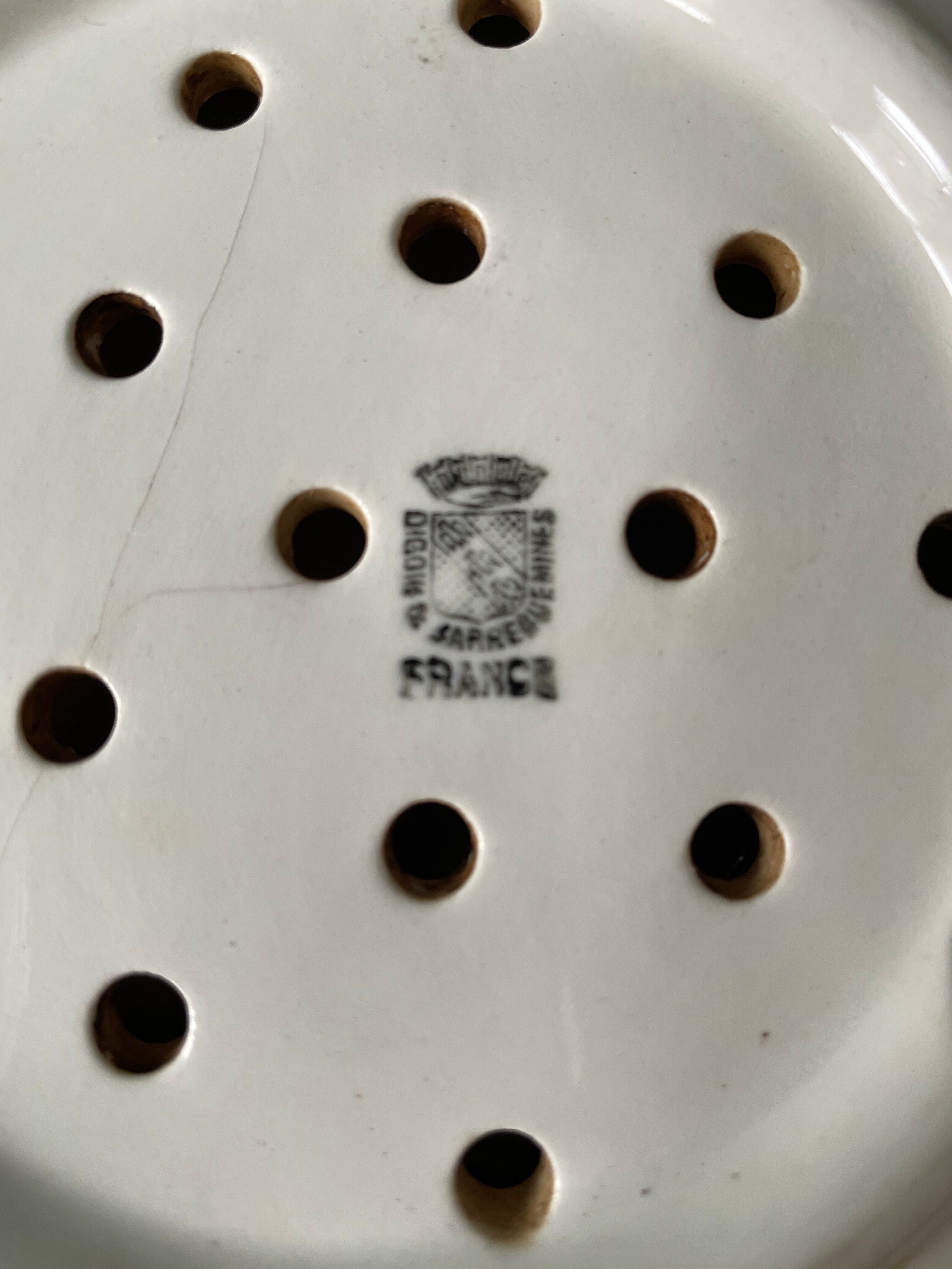 Digoin Sarreguemines drainer plate