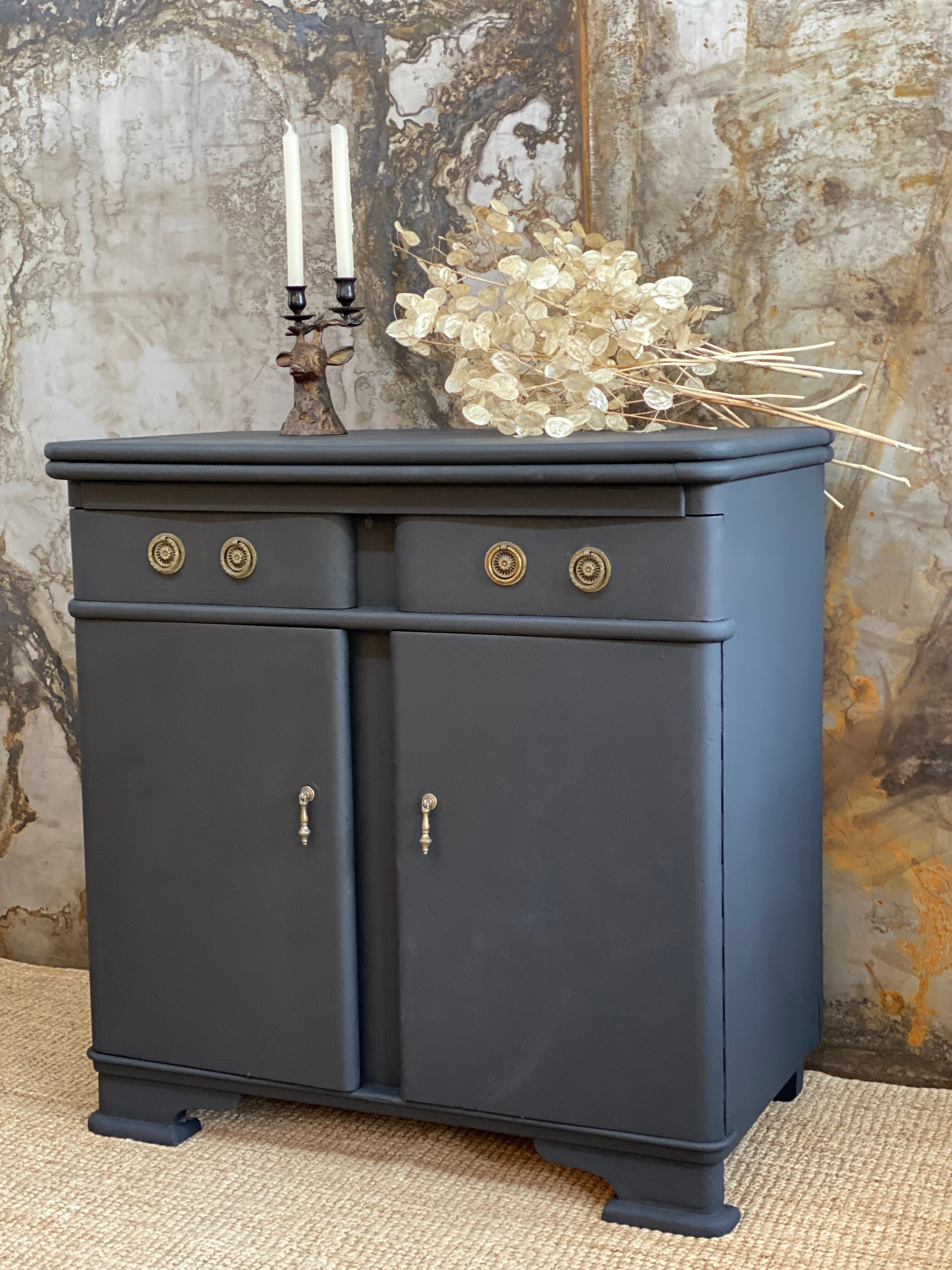 Buffet parisien noir mat
