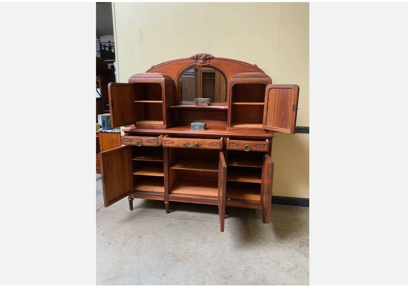 Buffet en noyer