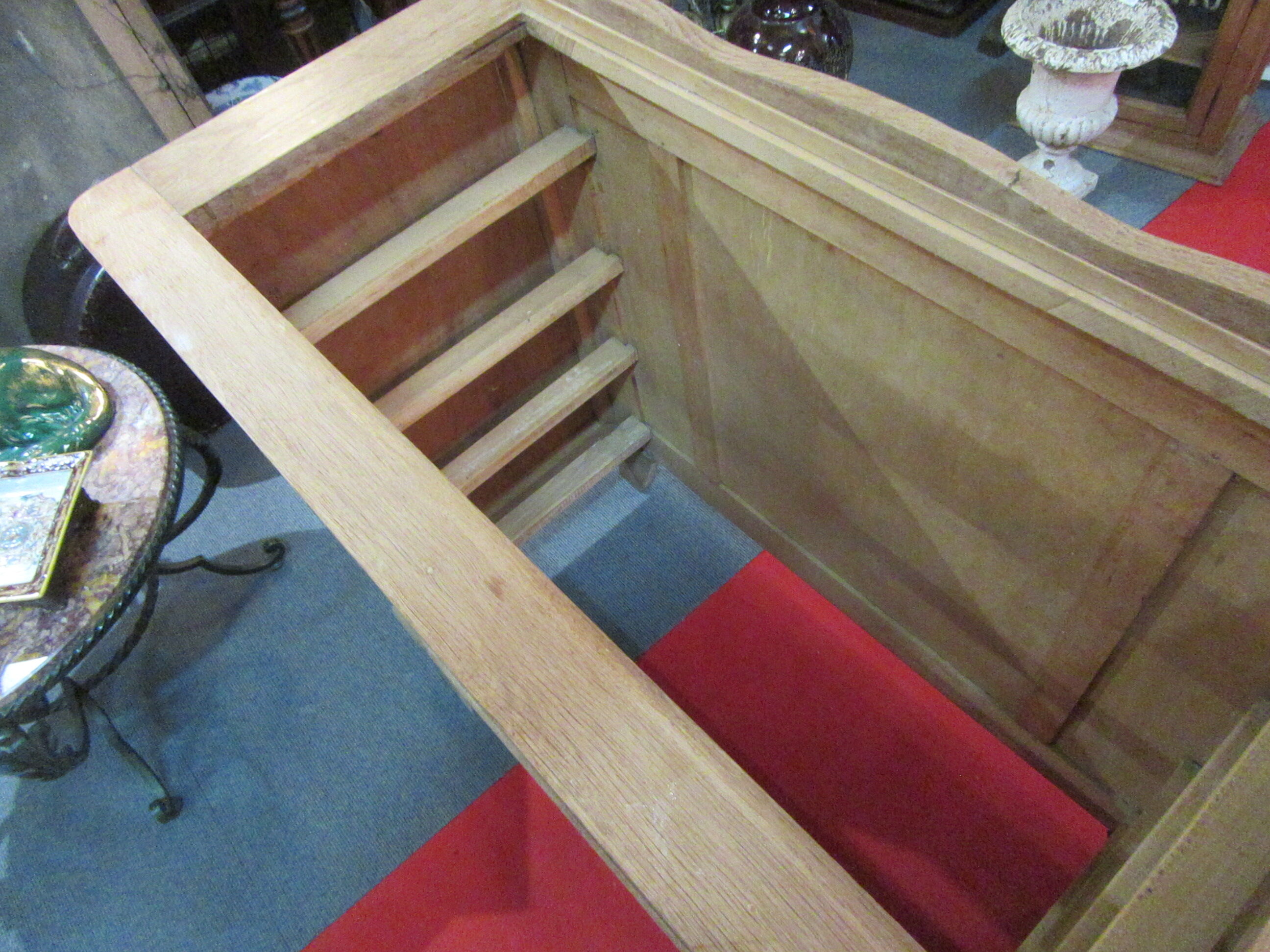 Oak chest of drawers with marble top, 1940-1950