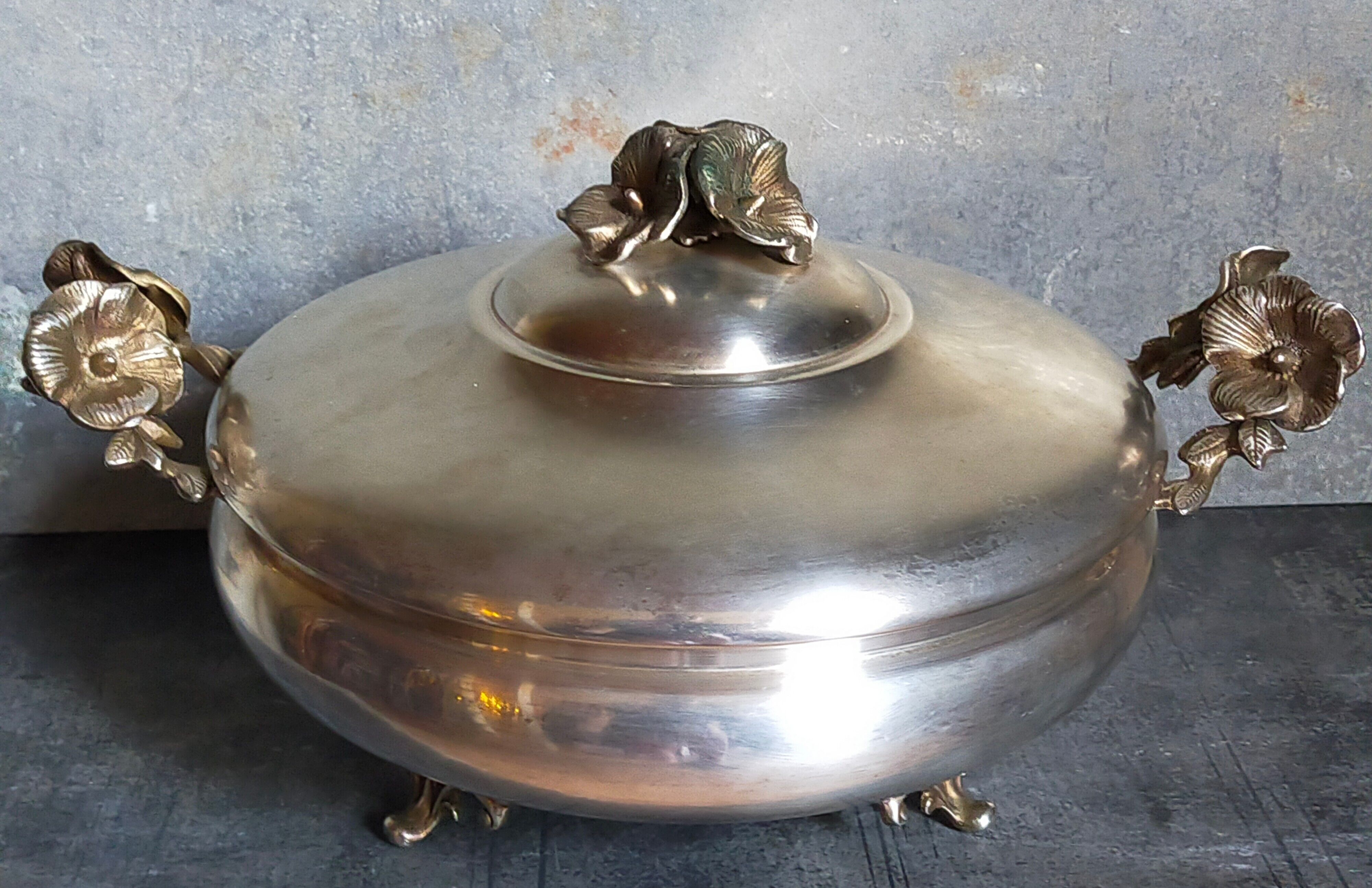 Alpaca silver metal serving dish with flowers