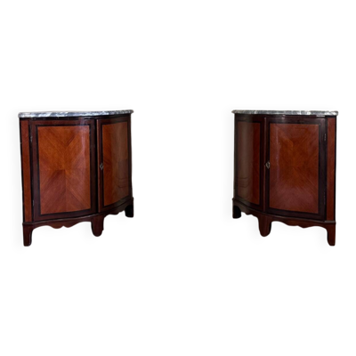 Paire de consoles en placage d’acajou et bois de rose, marbre bleu turquin