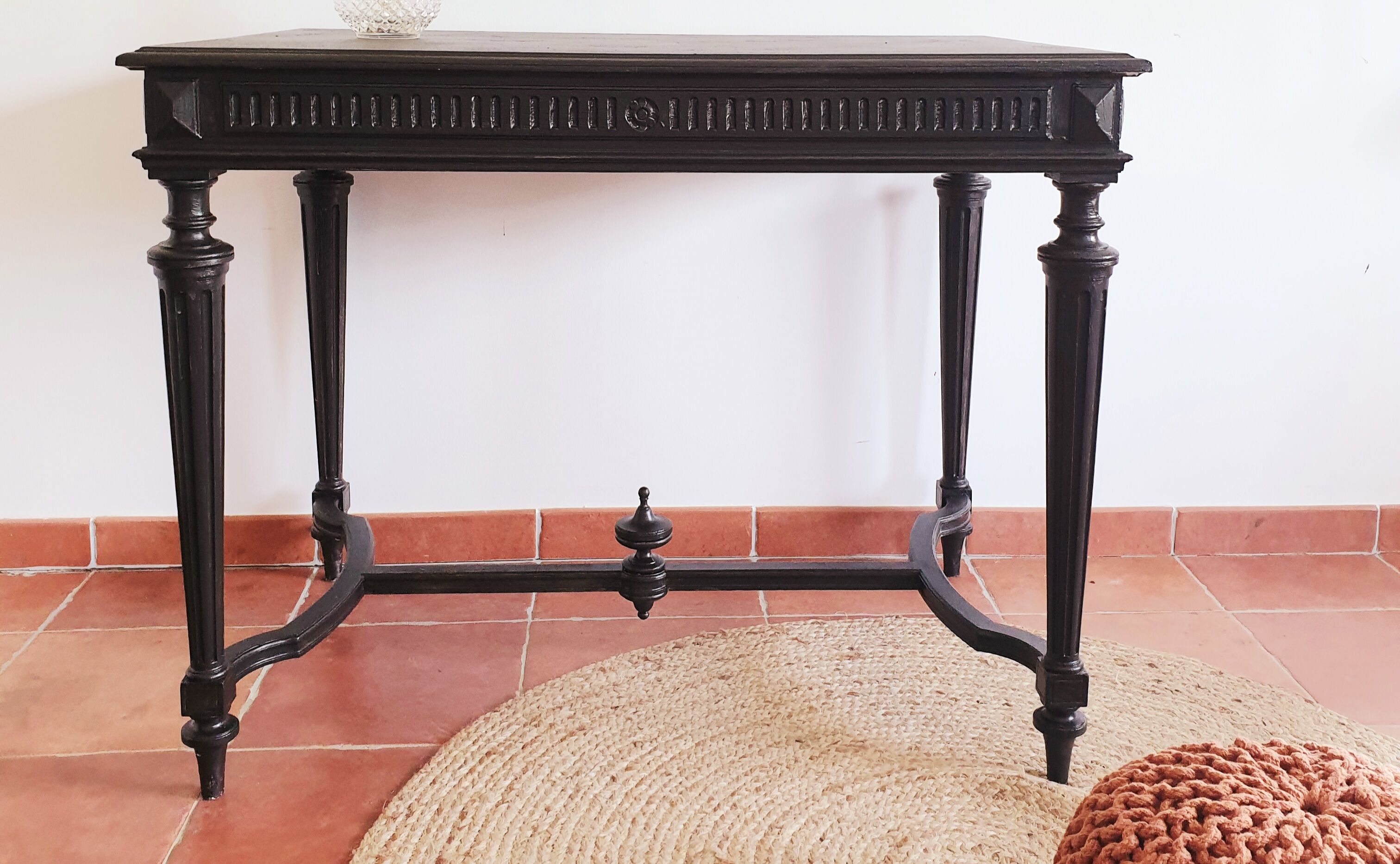 Nice Henry II walnut desk