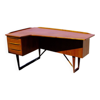 Vintage boomrang desk by peter lovig nielsen 1960s