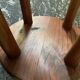 Tabouret en bois verni