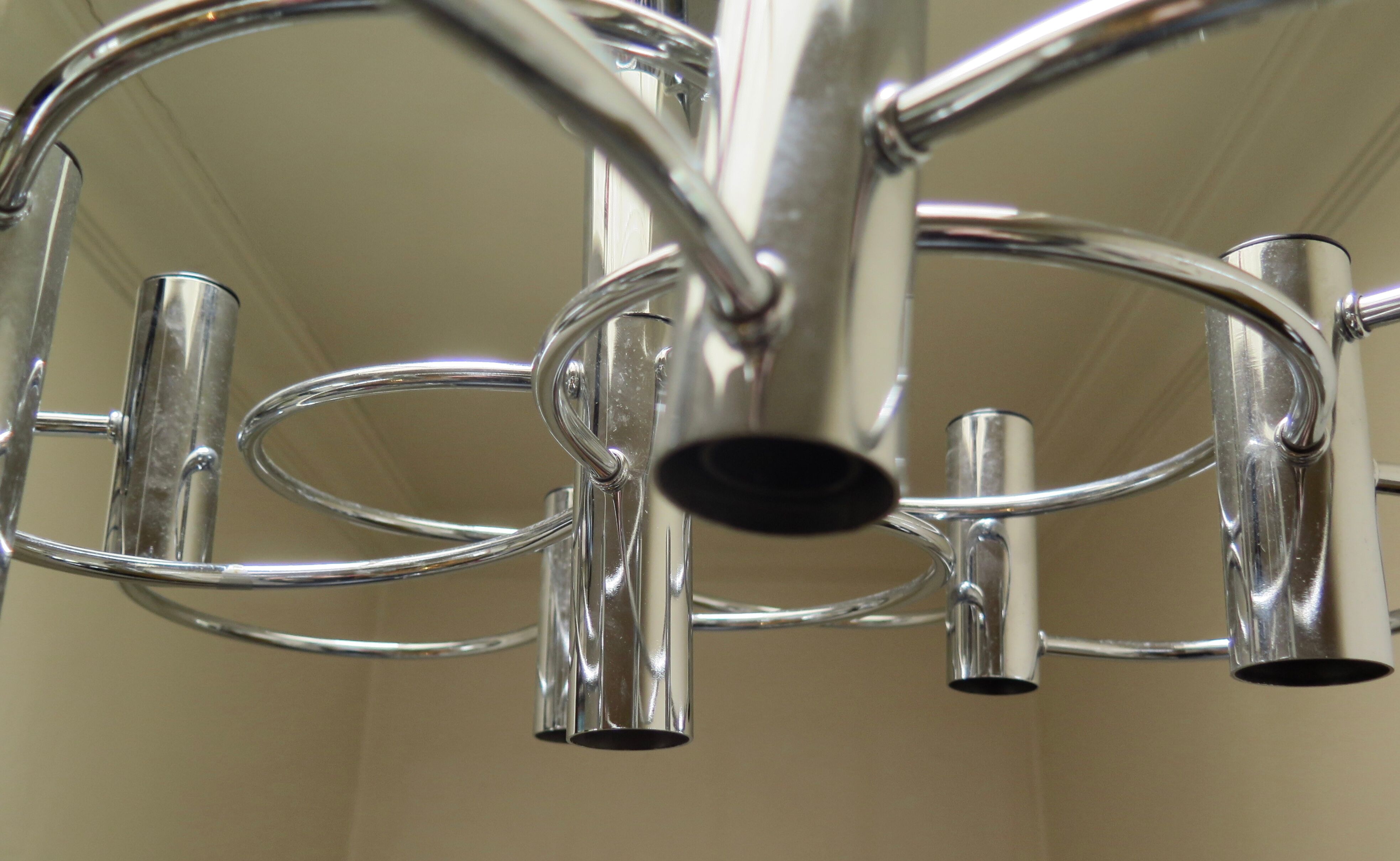 Sciolari chrome metal ceiling light with 8 light sources.