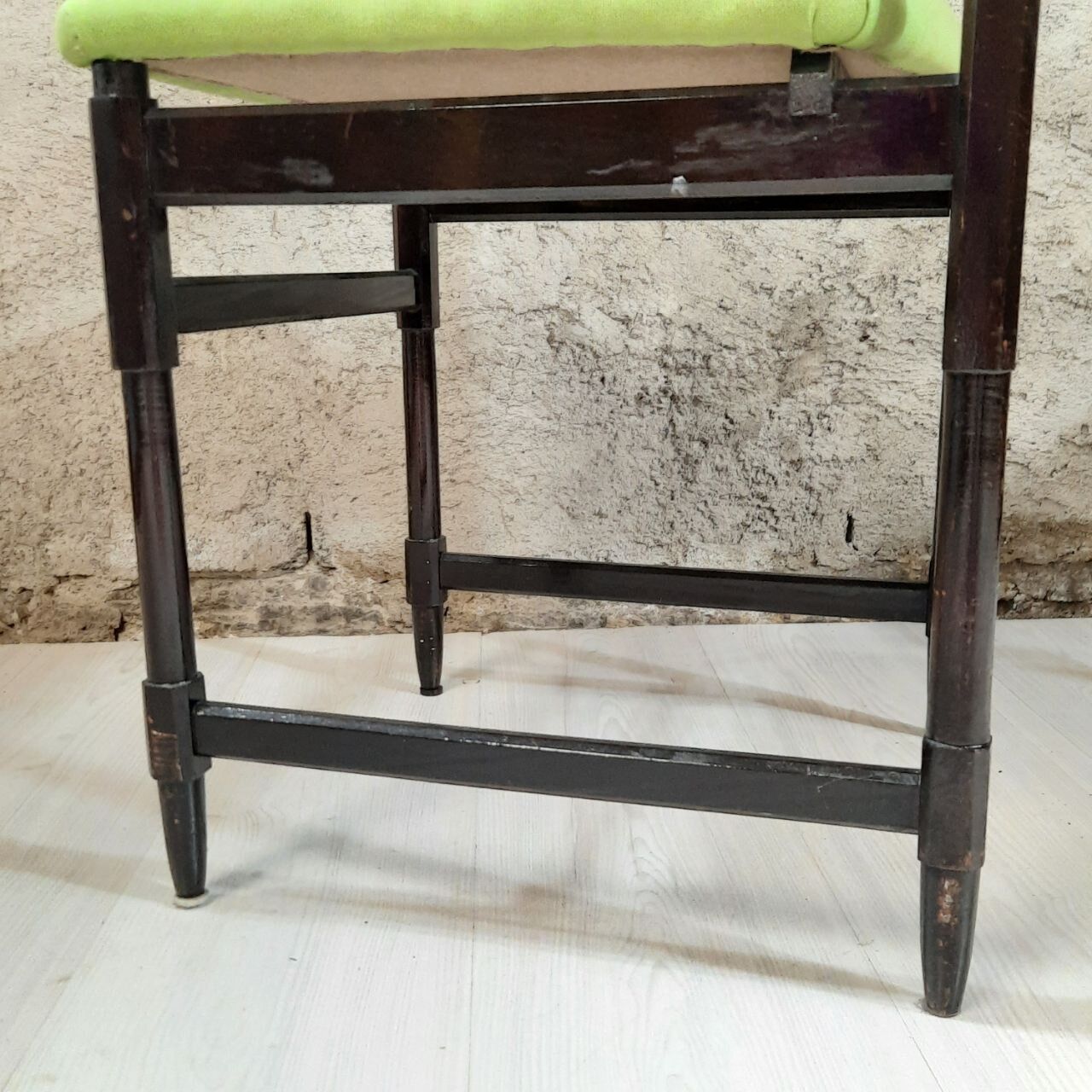 Six 50's chairs - varnished wood