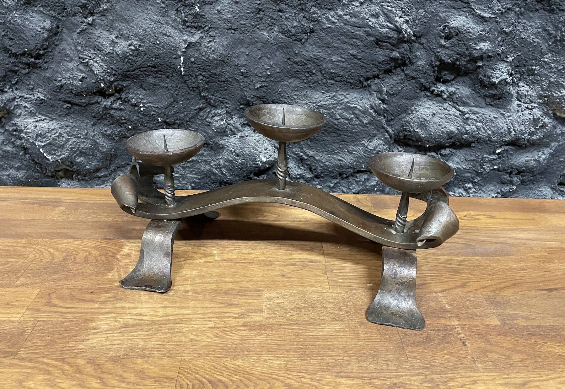 Brutalist candle holder - popular art