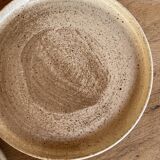 3 Aris stoneware plates
