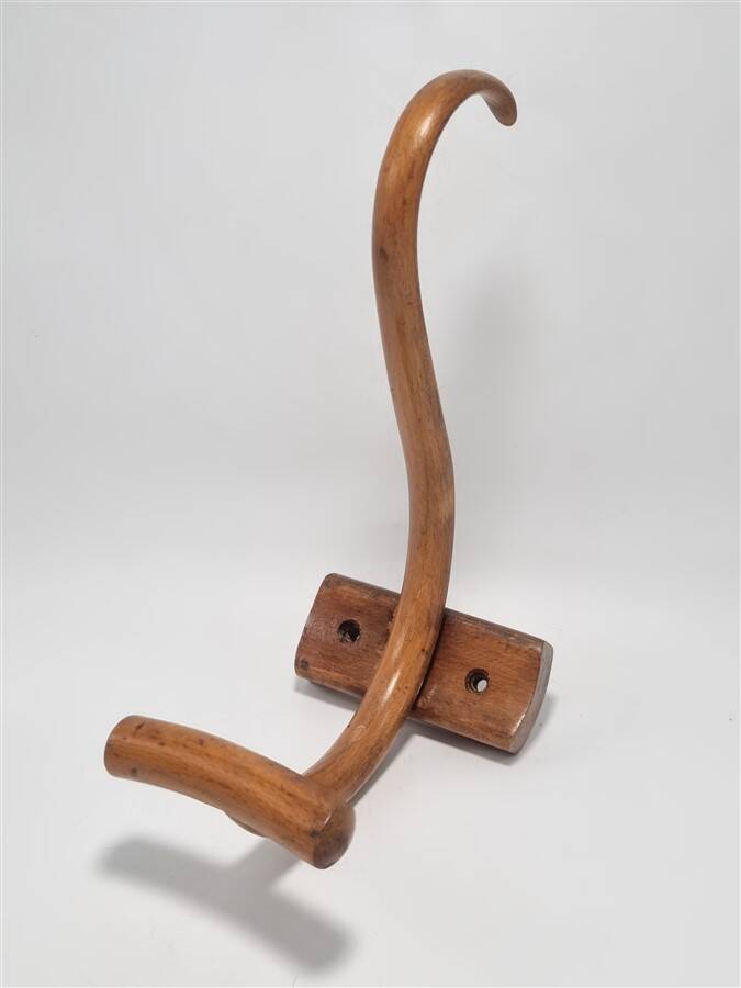 Curved wooden coat hook