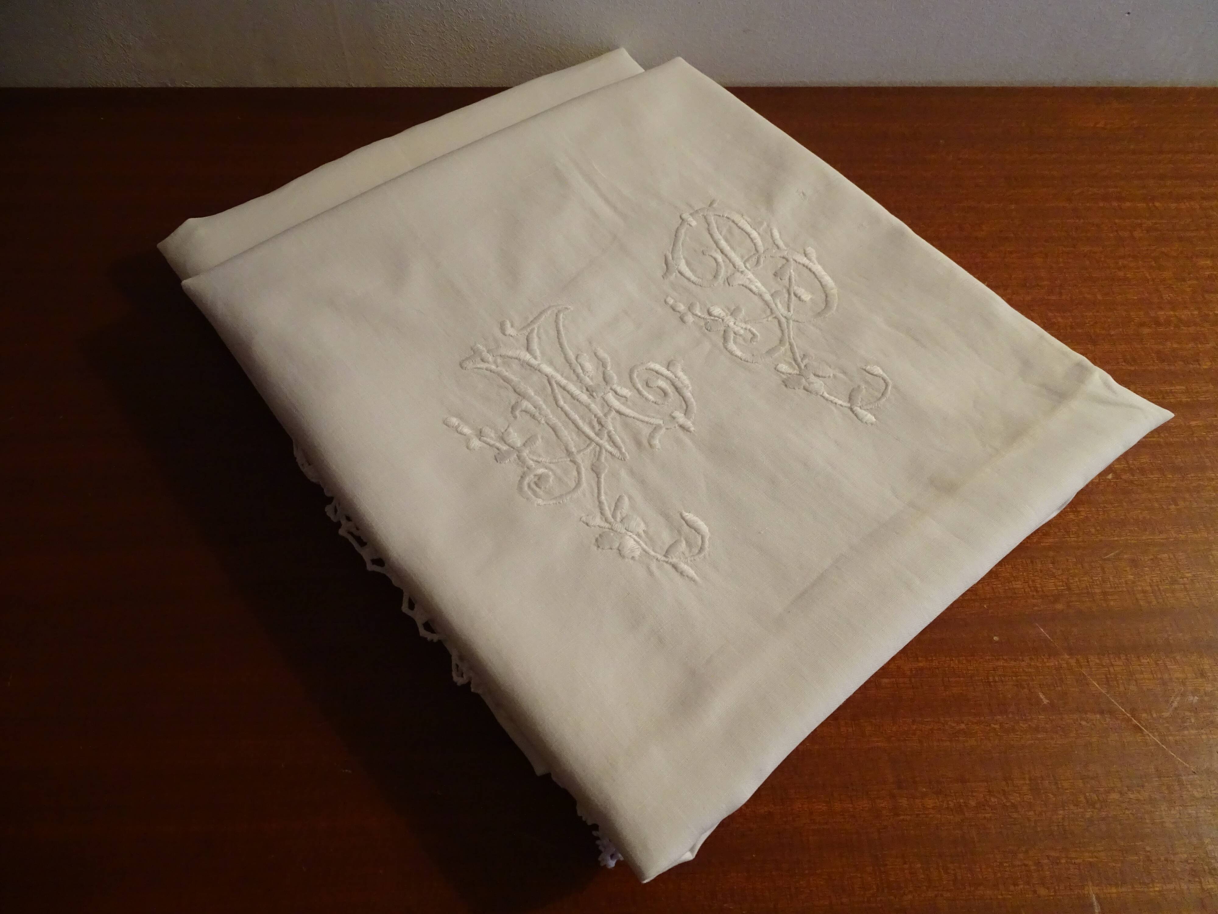 Lot 2 pillowcases embroidered and monogrammed MB old cotton 70 x 75