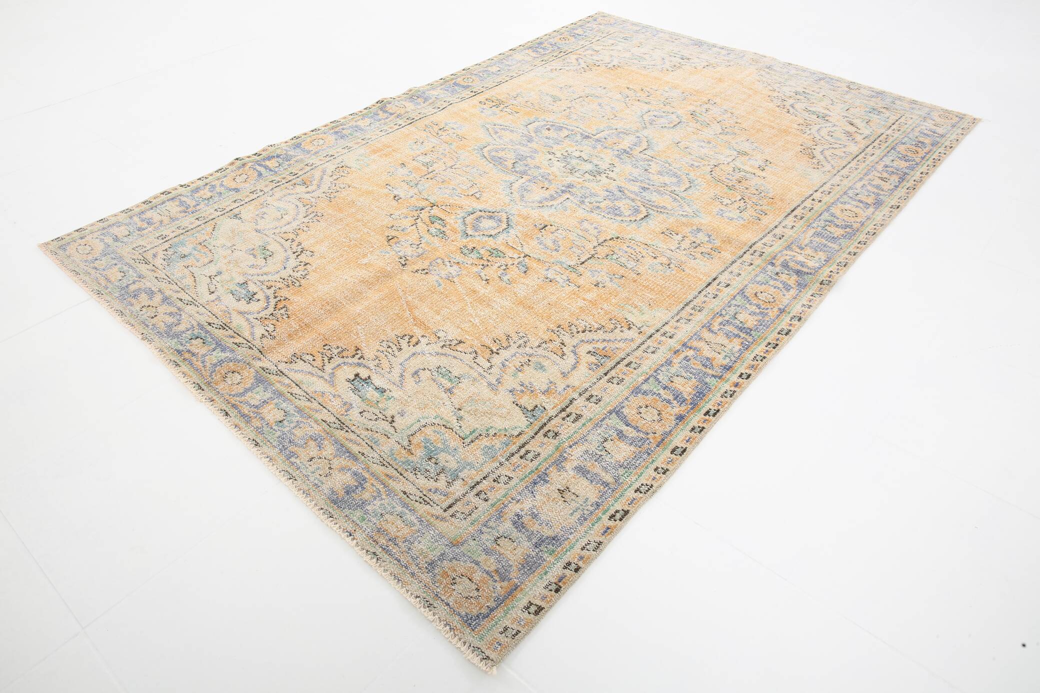 5x8 Pale Orange Classic Turkish Vintage Rug, 169x254Cm SK5187
