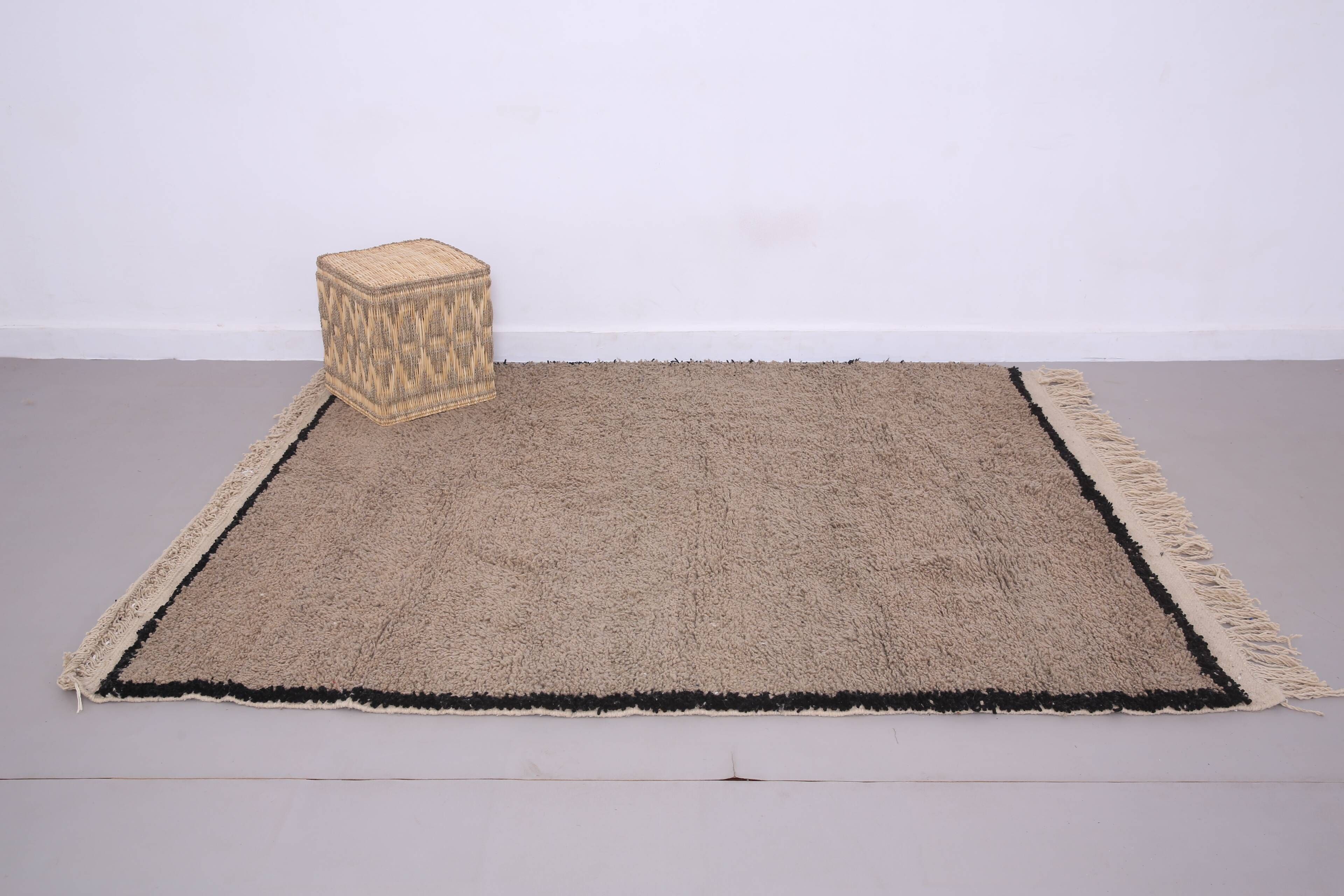 Taupe Handmade Moroccan Rug 177 x 219 cm - Berber Wool Rug - Bohemian Style