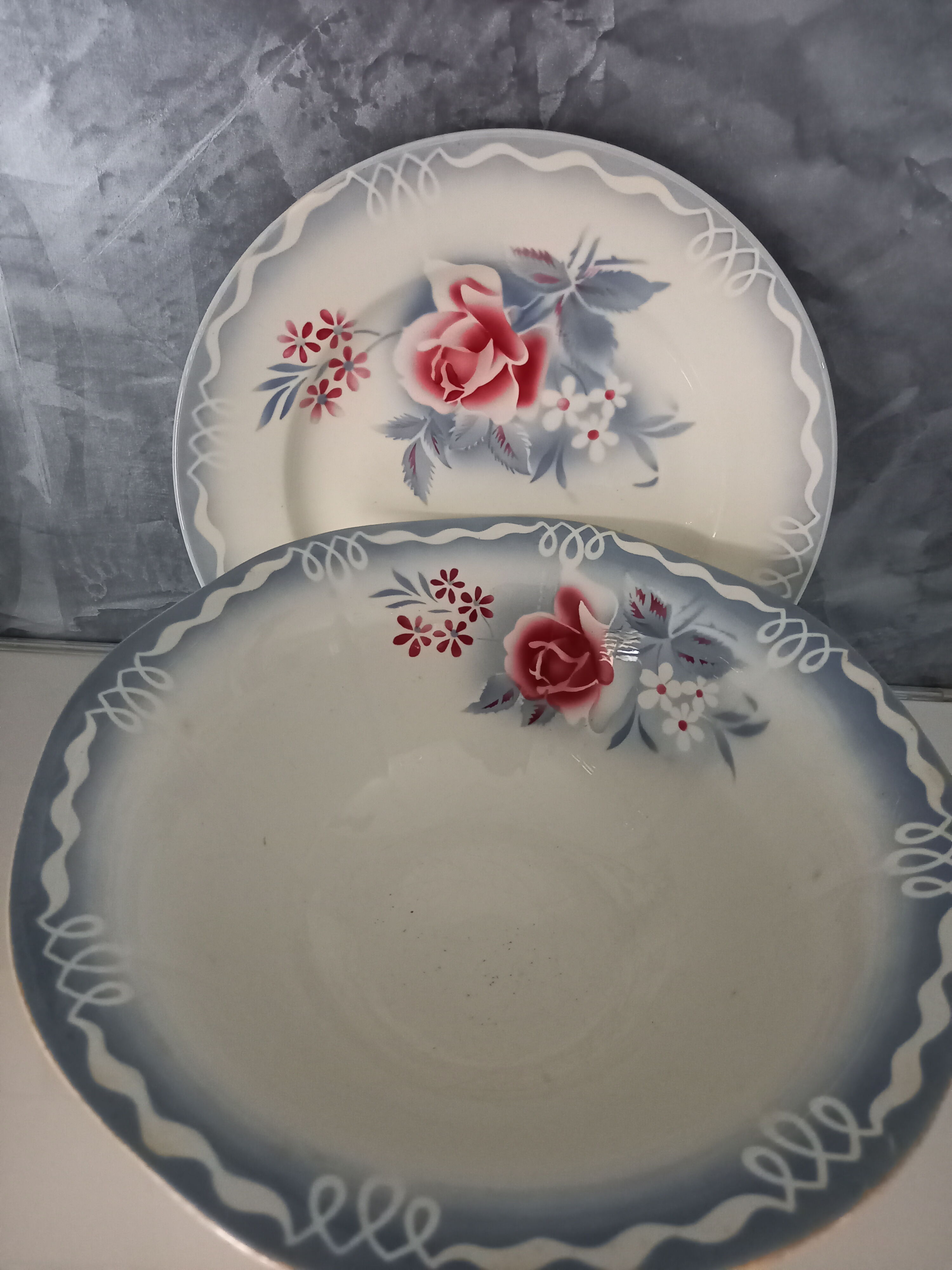 Ensemble saladier et plat rond Digoin Sarreguemines