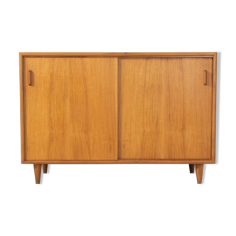 1950s dresser