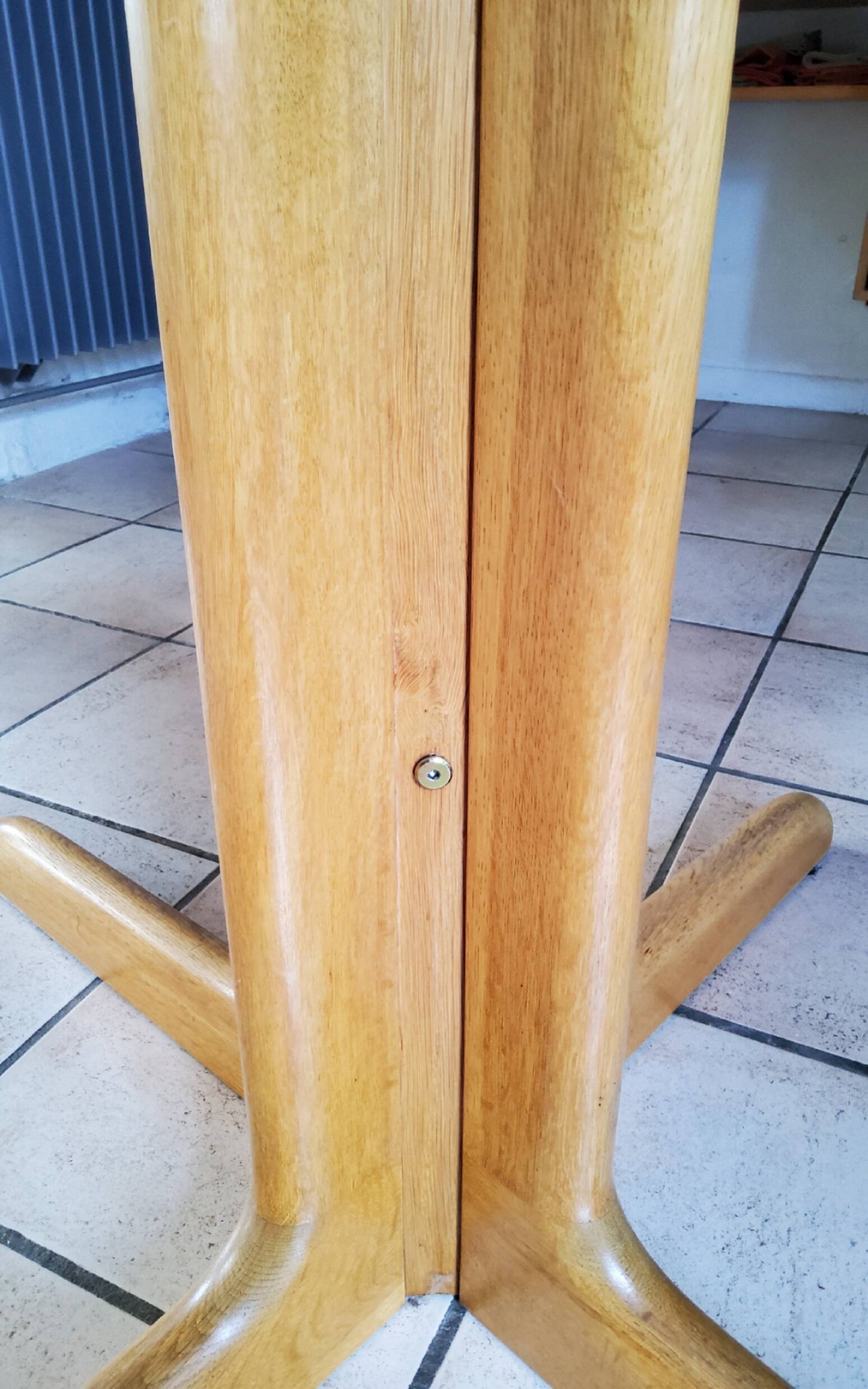 Moller dining room table and chair - 1960