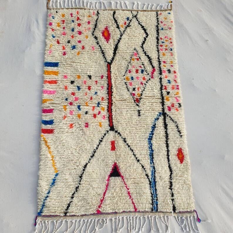 Berber rug in natural wool 250cm x 150cm