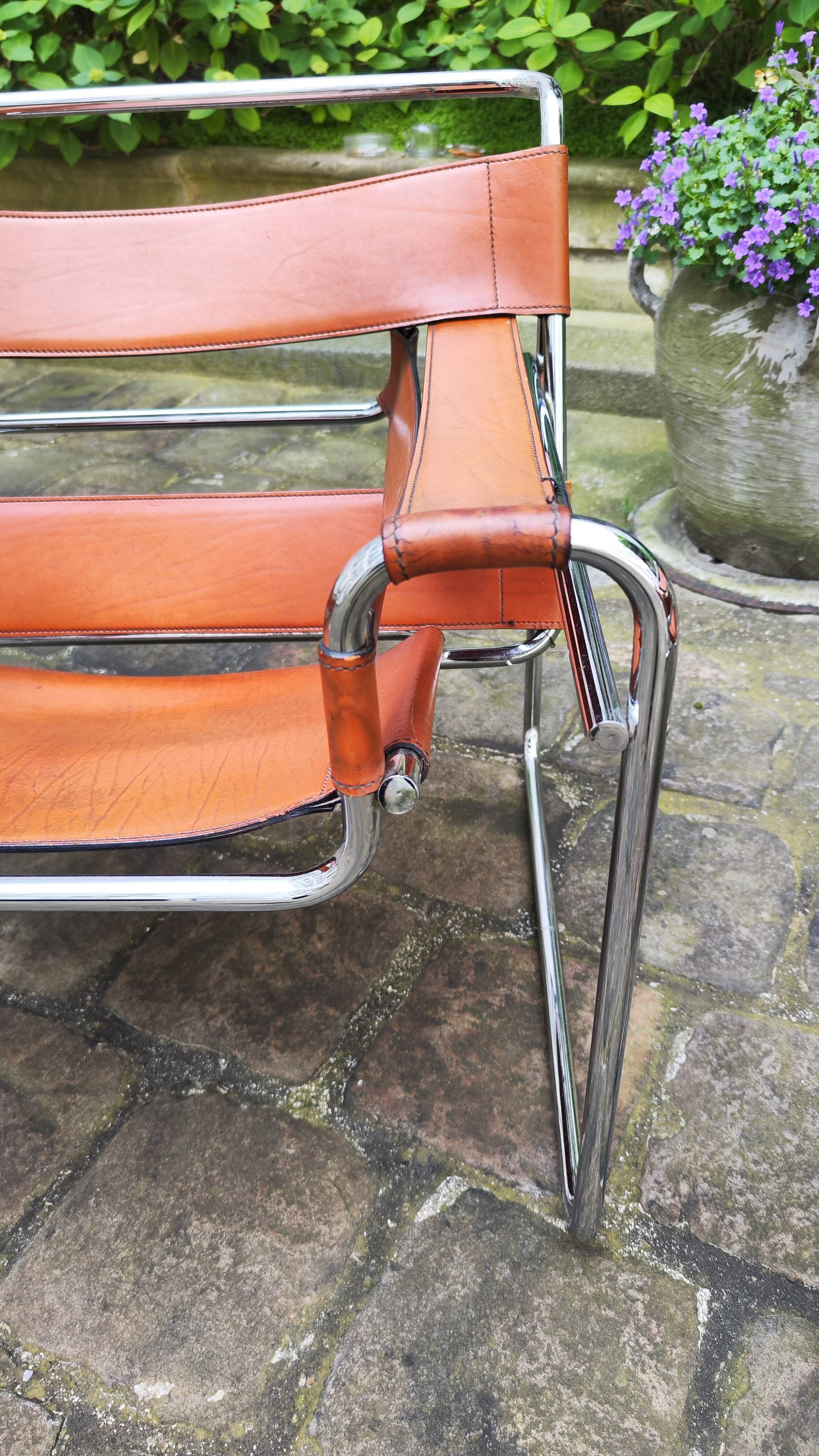 Pair of armchairs Marcel Breuer Wassily fasem 1983