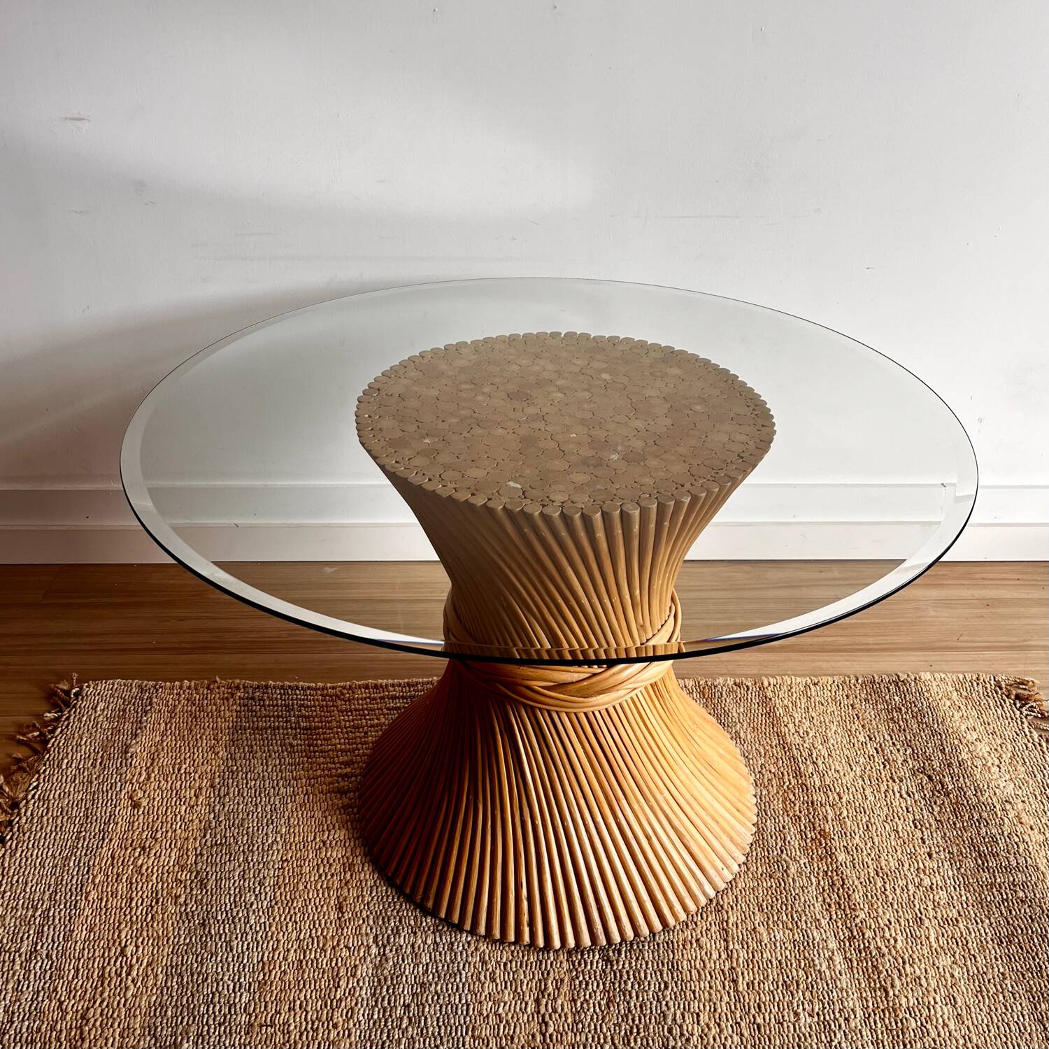 Table à manger McGuire en rotin et bambou « Gerbe de blé »