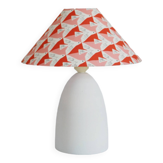 Small lamp with matte finish ceramic base and printed coolie lampshade